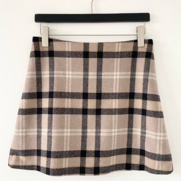 Aritzia Wilfred Plaid Classic Mini Skirt - Picture 2 of 3